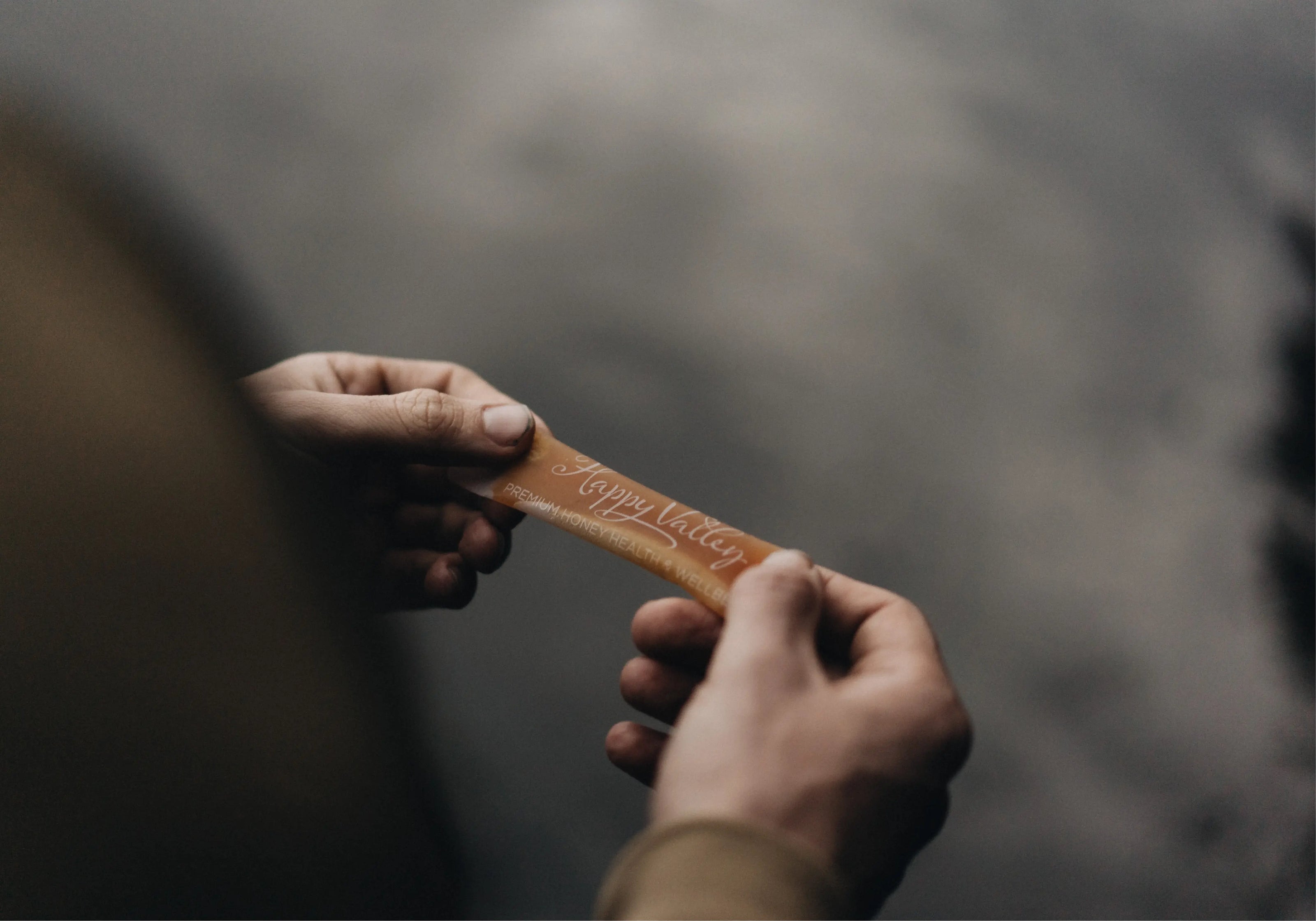 عصي عسل مانوكا أثناء التنقل